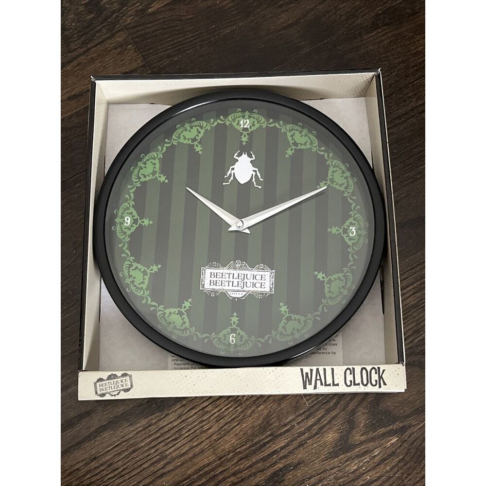 Beetlejuice 10" Round Black And Green Analog Wall Clock NEW NIB‎